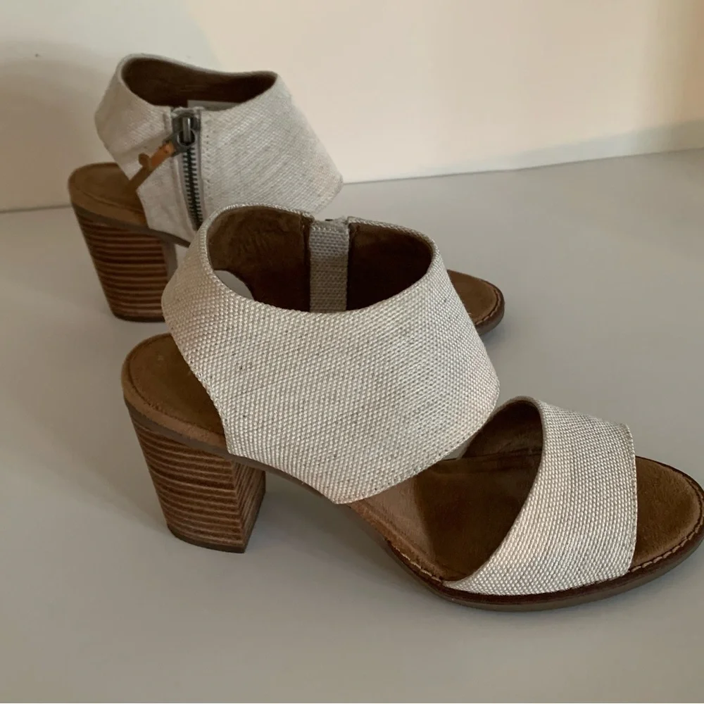 TOMS "Majorca Cutout" Natural Yarn Dye in size 7 - Picture 1 of 8